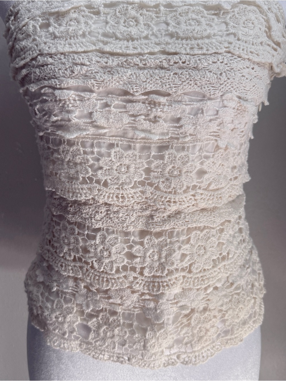 Lace Ruffle Cami Tank Top - Cream - Picture 2 of 6
